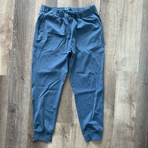 EUC Mens Quick Dry Athletic Pants Large Short Blue